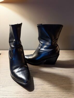 Black Leather Mid-Calf Block Heel Boots